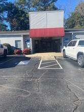 2557 Ravenhill Dr, Fayetteville, NC for lease Building Photo- Image 1 of 8