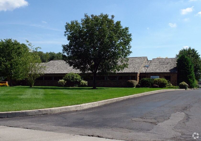 6610 Mutual Dr, Fort Wayne, IN for sale - Primary Photo - Image 1 of 1