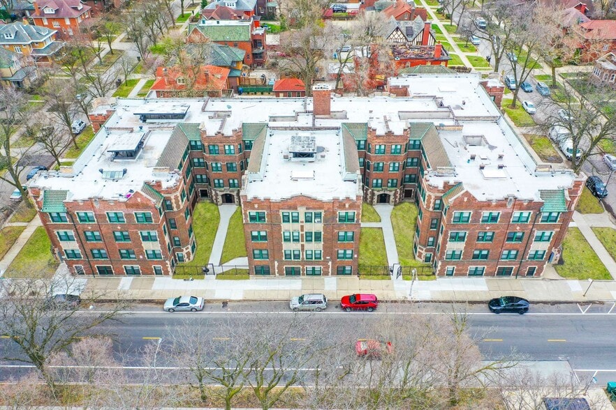 6700 S Constance Ave, Chicago, IL for sale - Building Photo - Image 1 of 10