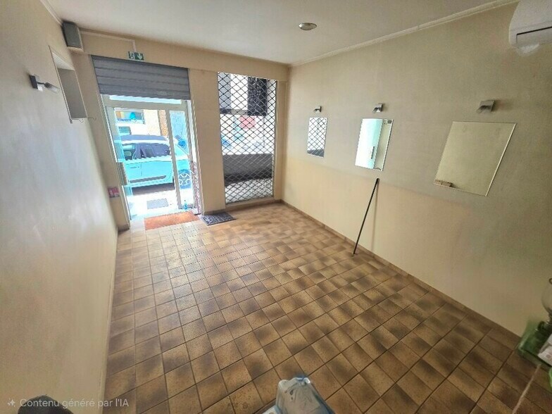 Retail in Nice for sale - Interior Photo - Image 1 of 6
