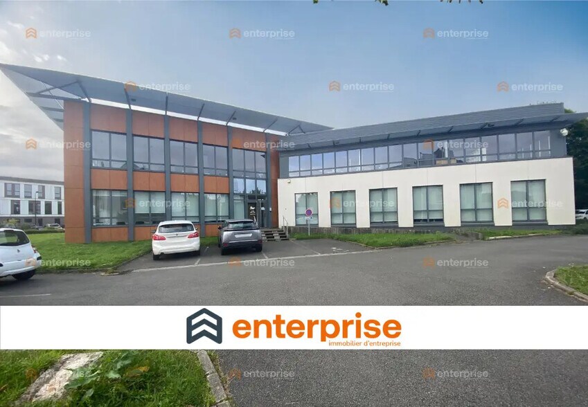 Office in Marcq-en-Baroeul for lease - Building Photo - Image 1 of 6