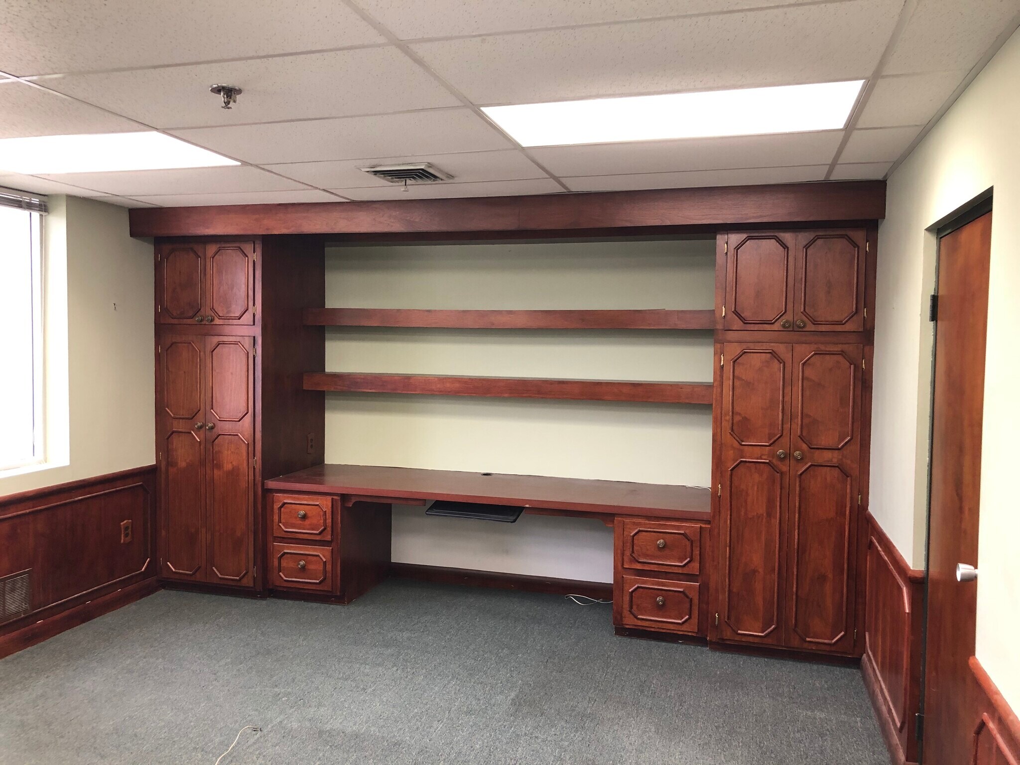 825 Garland St, Columbia, SC for sale Interior Photo- Image 1 of 1