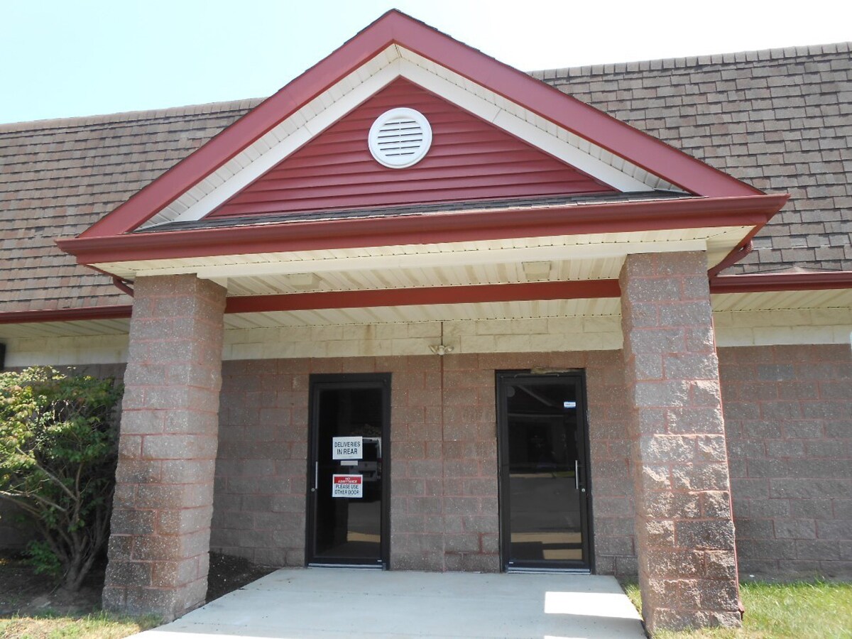 825 Mill Rd, Pleasantville, NJ for lease Interior Photo- Image 1 of 15