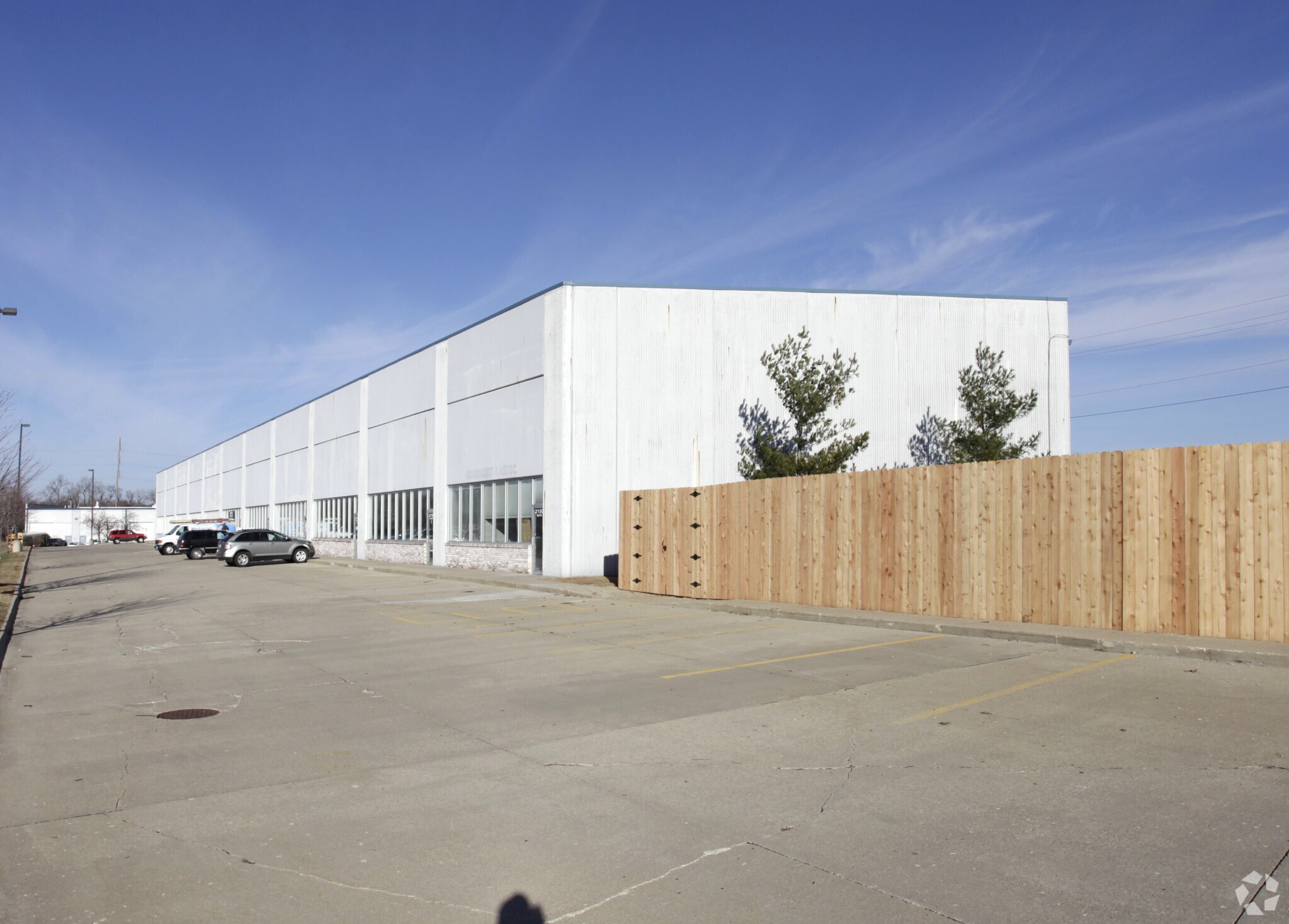 2150 Delavan Dr, West Des Moines, IA for sale Primary Photo- Image 1 of 1