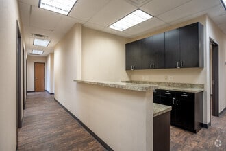 6705 Heritage Pkwy, Rockwall, TX for lease Interior Photo- Image 2 of 3