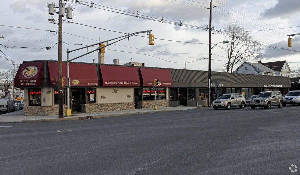 754-762 Main St, Hackensack, NJ for sale - Primary Photo - Image 1 of 1
