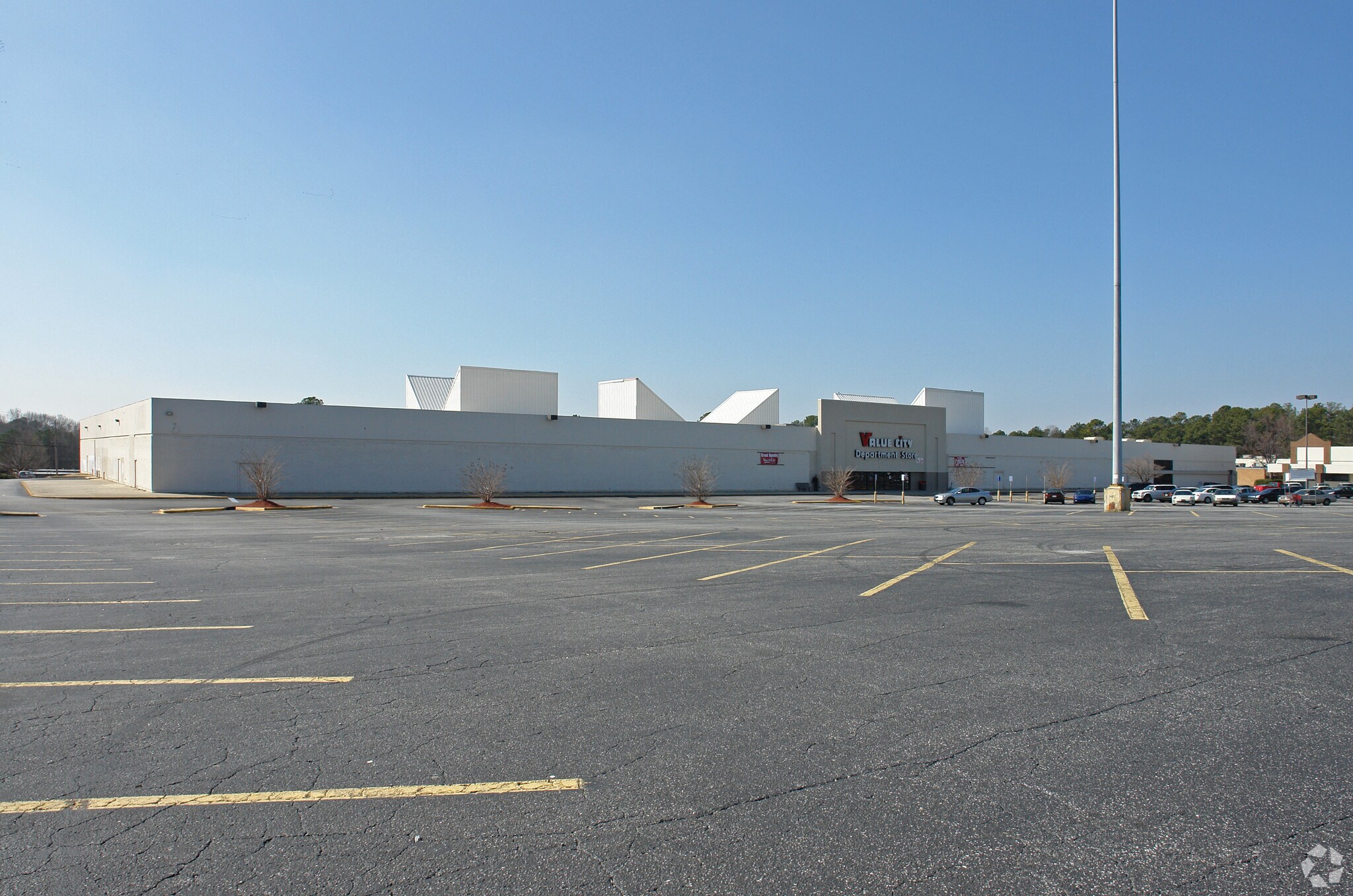 6527 Tara Blvd, Jonesboro, GA 30236 Southside Discount Mall