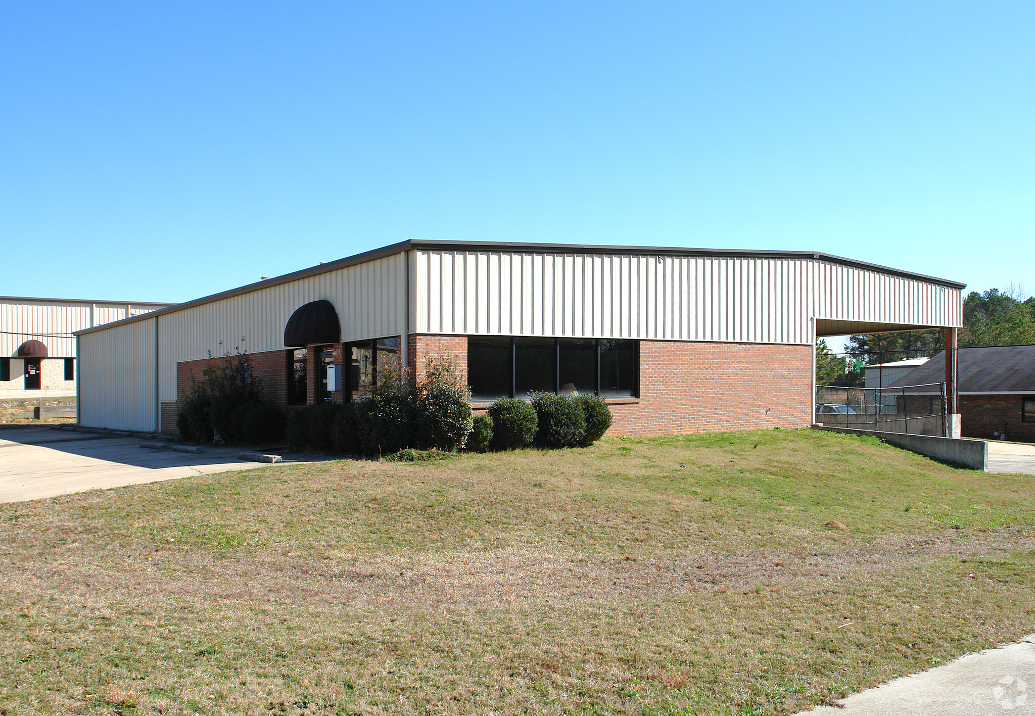 6080 Coca Cola Blvd, Columbus, GA for lease Building Photo- Image 1 of 14