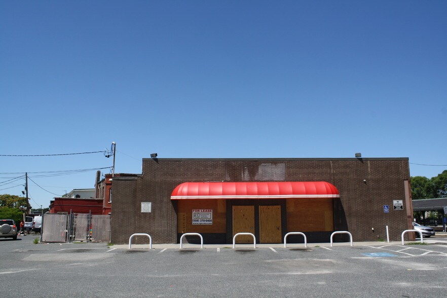 428 Waverly St, Framingham, MA 01702