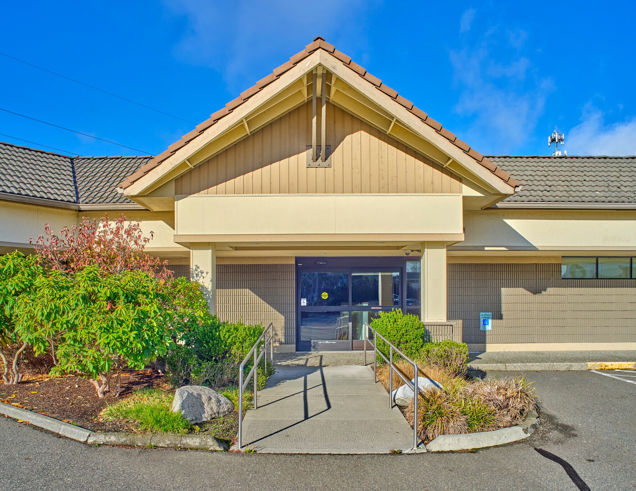 Everett Clinic Smokey Point Washington 87 - k2pflgx