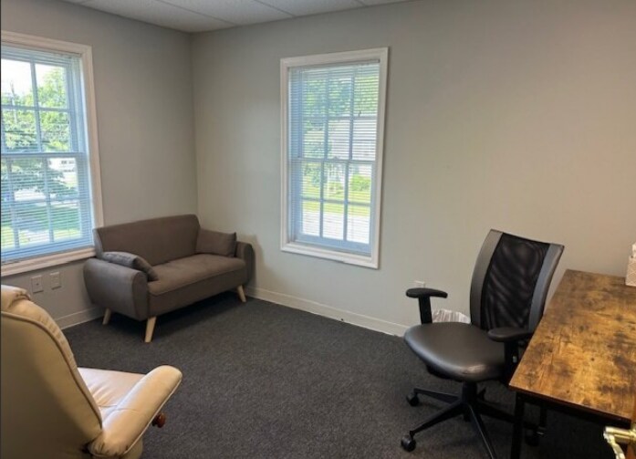 828 Federal Rd, Brookfield, CT for lease Interior Photo- Image 1 of 6