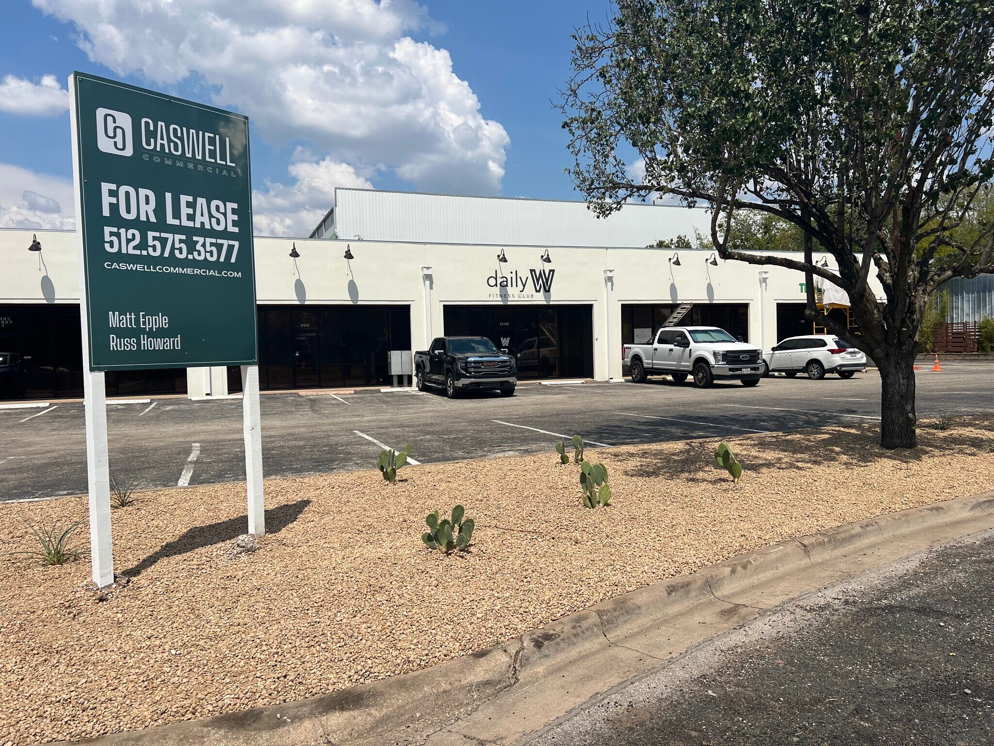 2110 Whitehorse Trl, Austin, TX for lease Building Photo- Image 1 of 3