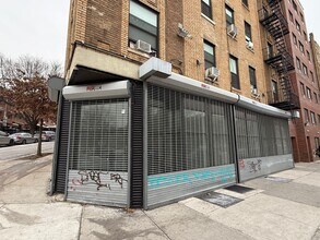 895 Fairmount Pl, Bronx, NY for lease Building Photo- Image 2 of 8