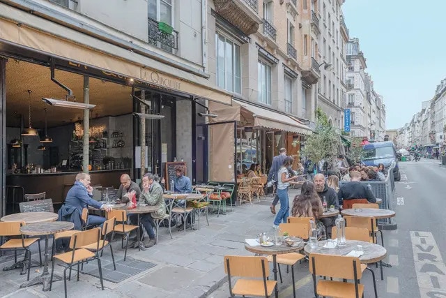 Coworking Space in Paris for lease - Building Photo - Image 2 of 13