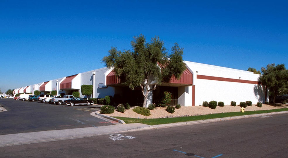 3801 E Roeser Rd, Phoenix, AZ for lease - Building Photo - Image 3 of 12