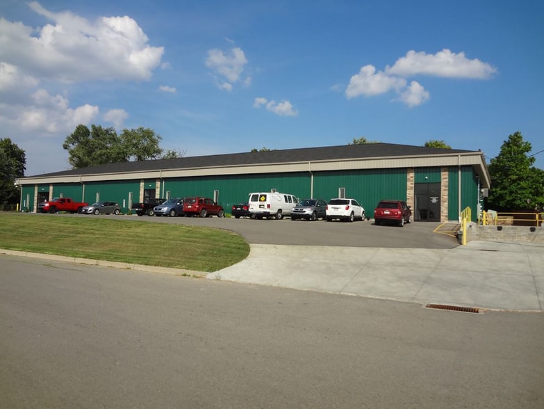 1123 Lee Ave, Farrell, PA for sale - Building Photo - Image 1 of 9