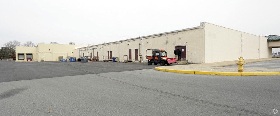 7150 Hamilton Blvd, Trexlertown, PA for lease - Building Photo - Image 3 of 9