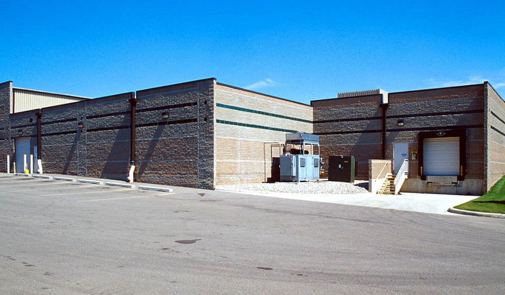 3255 W Hamlin Rd, Rochester Hills, MI for sale - Building Photo - Image 3 of 6