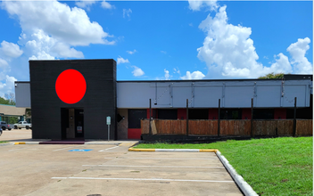 12501-12607 Gulf Fwy, Houston, TX for lease Building Photo- Image 1 of 3