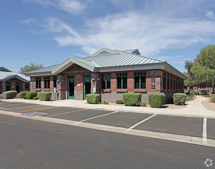 2812 N Norwalk, Mesa, AZ for lease - Building Photo - Image 1 of 6