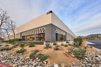 1175 Aviation Pl, San Fernando, CA for lease Interior Photo- Image 2 of 17