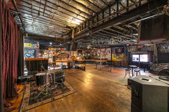 1812 N 17th St, Tampa, FL for lease Interior Photo- Image 2 of 5