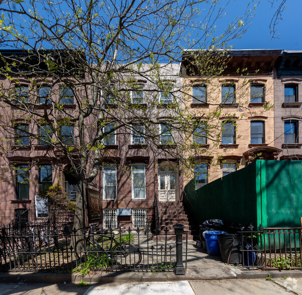 363 Macon St, Brooklyn, NY 11233 | LoopNet