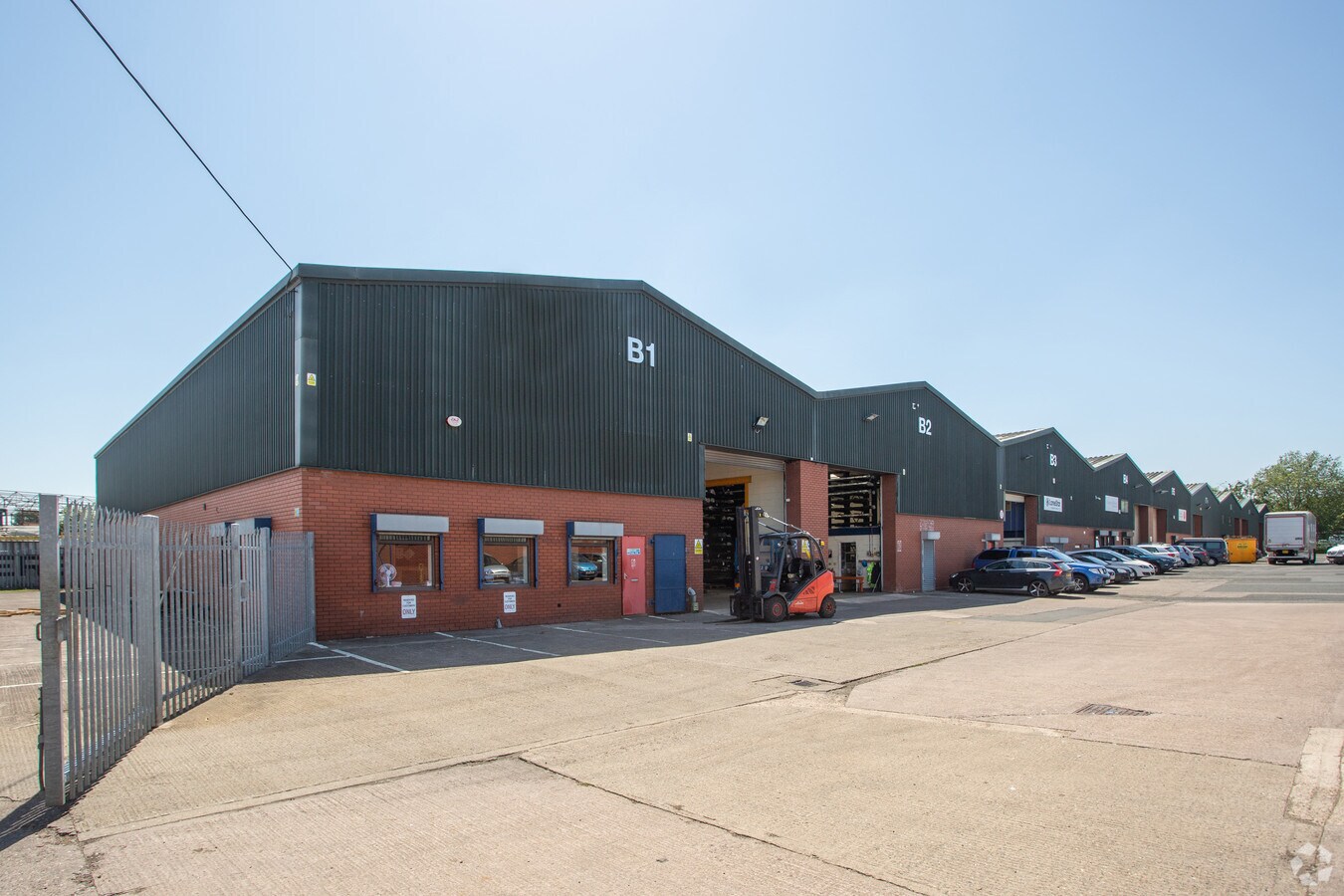 B1B9 Vulcan Rd, Bilston, WMD WV14 7LF Industrial for Lease