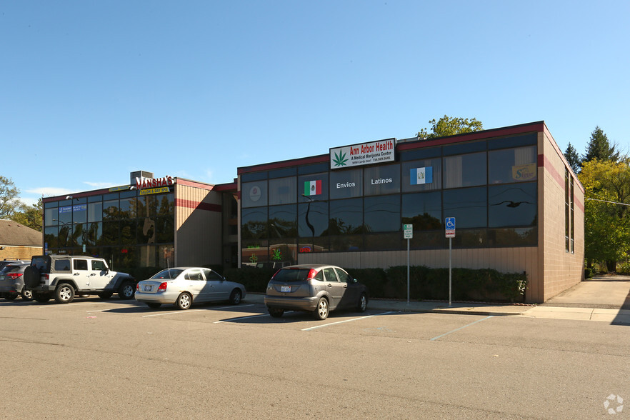 3060 Packard Rd, Ann Arbor, MI for lease - Primary Photo - Image 1 of 28