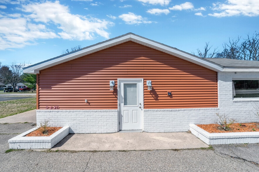 2665 J Maddy Pky, Interlochen, MI for sale - Building Photo - Image 2 of 19