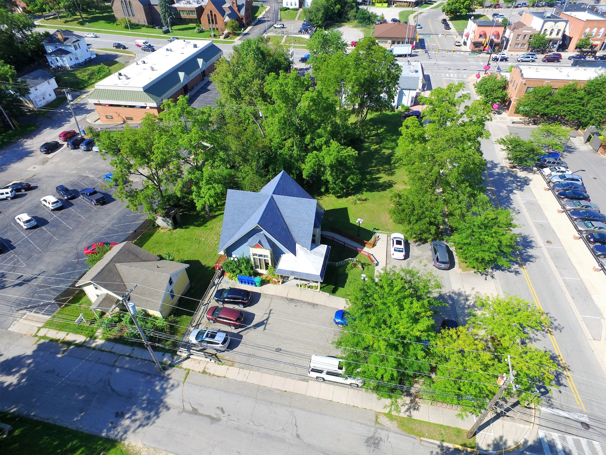 122 E North St, Brighton, MI for sale Primary Photo- Image 1 of 3