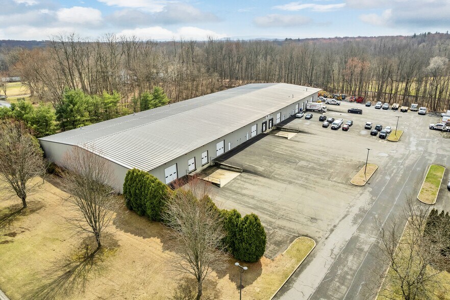 827 State Route 52, Walden, NY for sale - Building Photo - Image 1 of 1