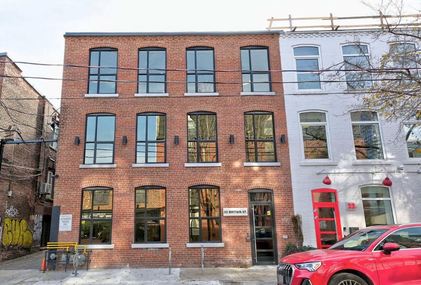35 Britain St, Toronto, ON for sale - Building Photo - Image 1 of 1