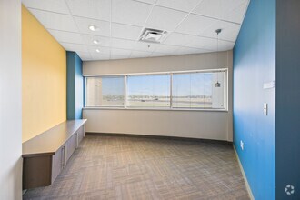 5000 Springfield St, Dayton, OH for lease Interior Photo- Image 2 of 12