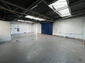 Whitworth Rd, Peterlee for lease Interior Photo- Image 1 of 2