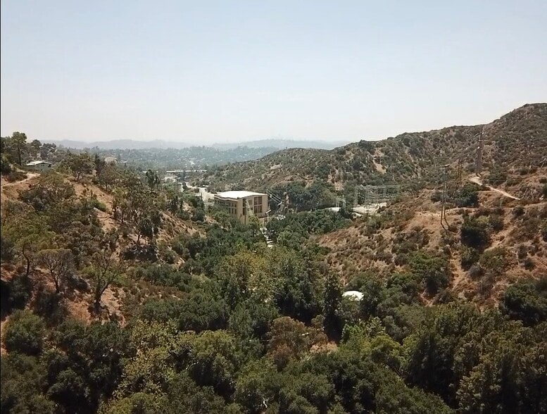 1400 Wierfield Dr, Pasadena, CA for sale - Primary Photo - Image 1 of 22