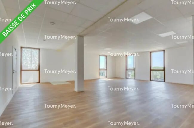 Vente Bureaux 44 m² à 1 872 m²