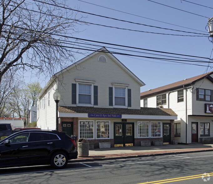 184 E Main St, Babylon, NY for sale - Primary Photo - Image 1 of 1