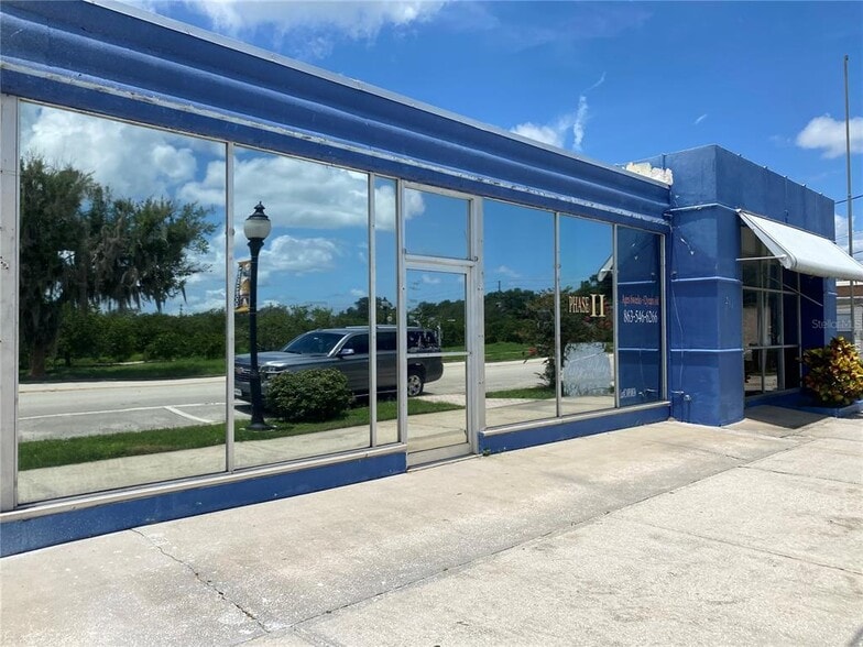 205 N Scenic Hwy, Frostproof, FL for sale - Primary Photo - Image 1 of 2