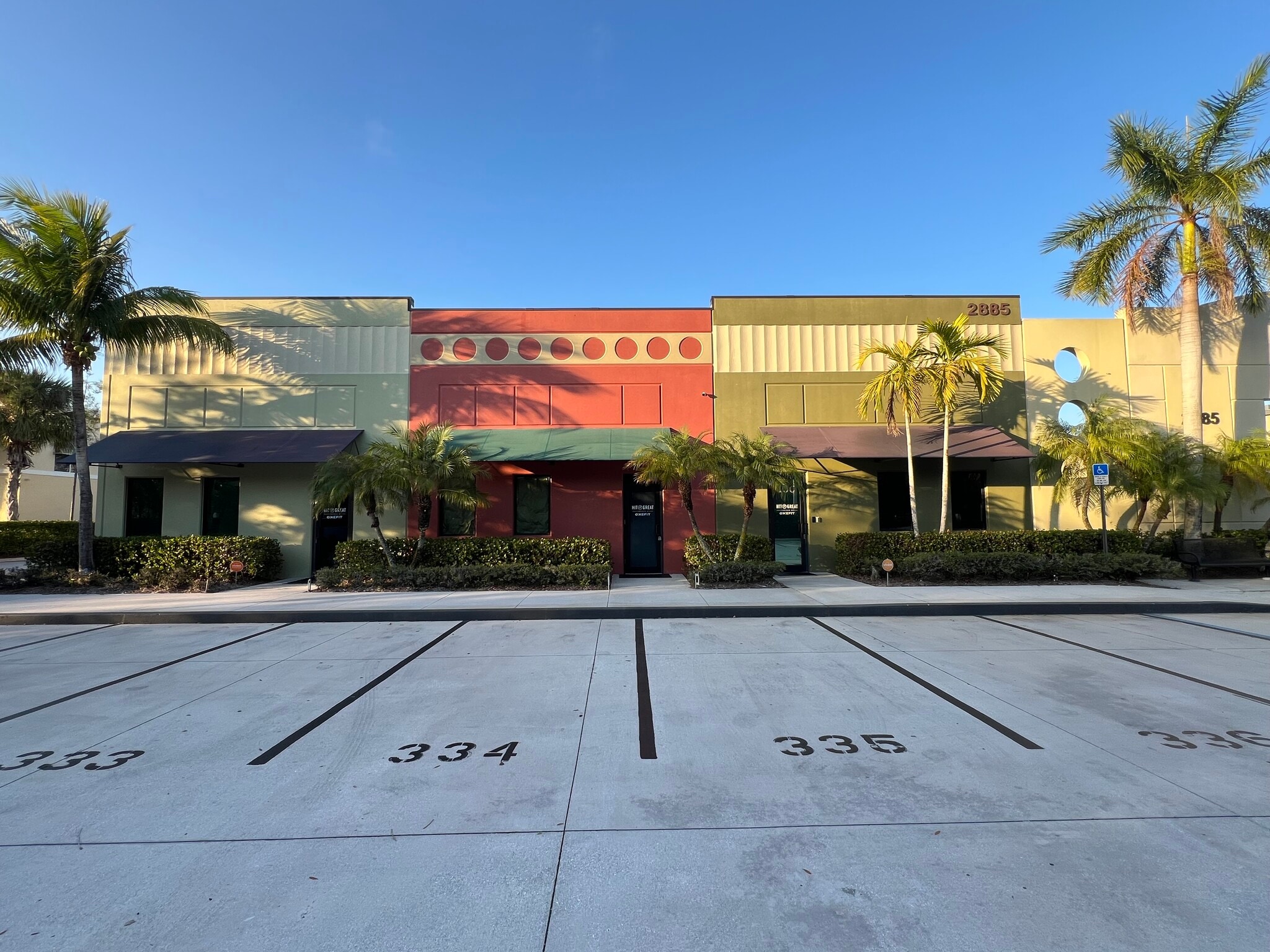 2885 Jupiter Park Dr, Jupiter, FL for lease Building Photo- Image 1 of 5