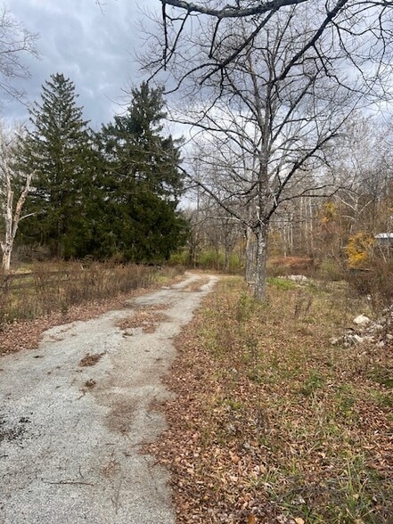 30 Gingerbread Castle Rd, Hamburg, NJ for lease - Building Photo - Image 2 of 2