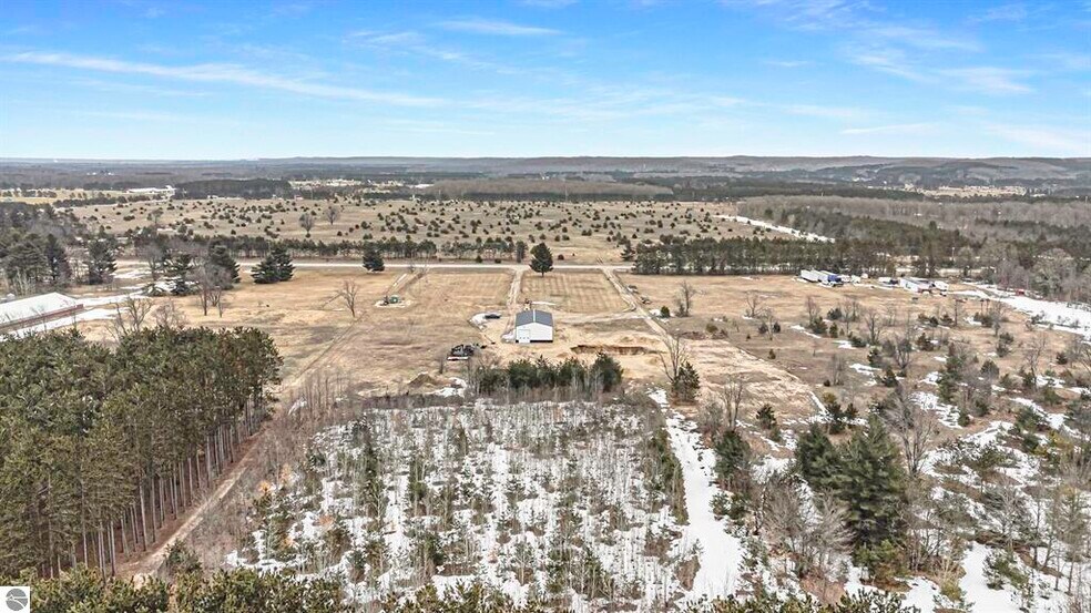 7348 M66, Mancelona, MI 49659