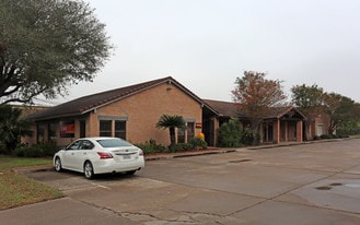 Holly Staples Square - Office Space