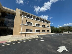 1490 Sunshadow Dr, Casselberry, FL for lease Building Photo- Image 2 of 19