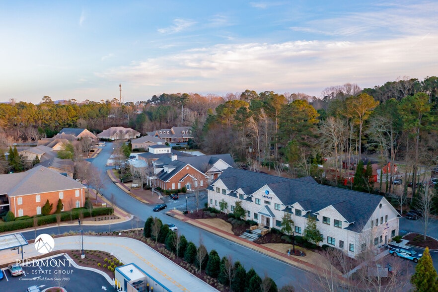 220 Heritage Walk, Woodstock, GA for lease - Building Photo - Image 3 of 12