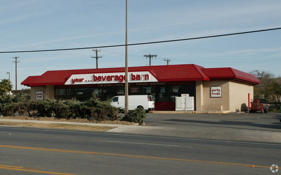 10650 Toepperwein Rd, Converse, TX 78109 Retail Property 10650 Toepperwein Rd, Converse, TX 78109 Retail Property