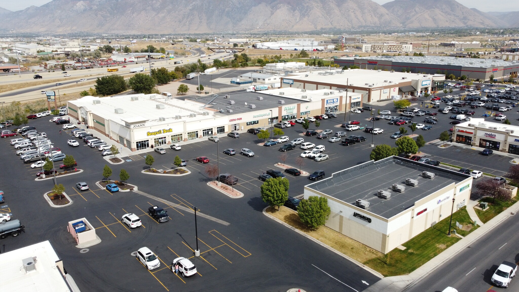 1066-1090 N Main St, Spanish Fork, UT for lease Building Photo- Image 1 of 4