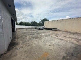 1031 E 52nd St, Hialeah FL - Automotive Property