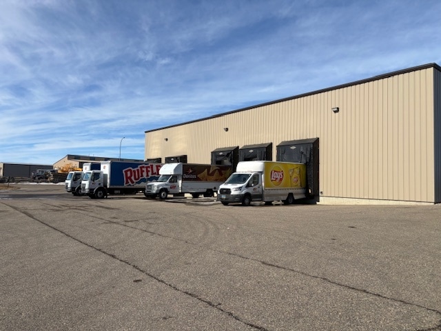 3900 2nd St NE, Minot, ND for sale - Building Photo - Image 2 of 21