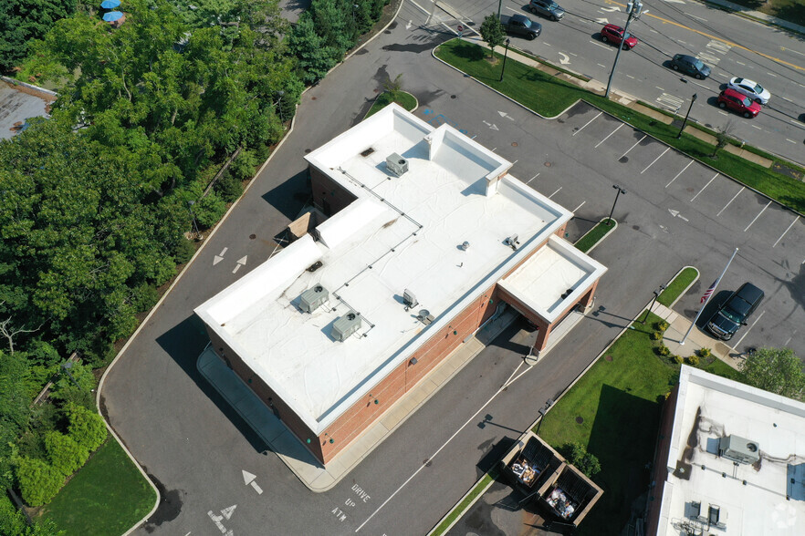 710 Smithtown Byp, Smithtown, NY for lease - Aerial - Image 3 of 8